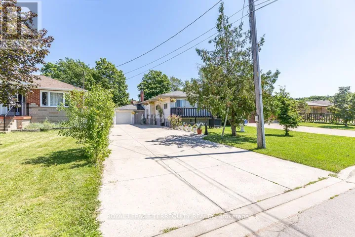 134 HOMESIDE AVENUE, Hamilton (Stoney Creek), Ontario L8G3H1