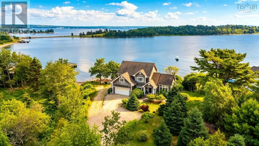 3329 Highway 3, East Chester, Nova Scotia B0J1J0