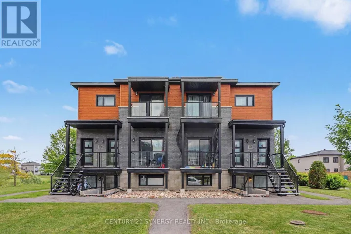 4 - 251 CAPRI AVENUE, Russell, Ontario K0A1W0