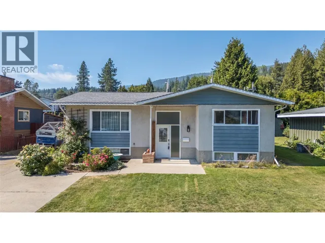 1684 RIDGEWOOD Drive, Castlegar, British Columbia V1N2L7