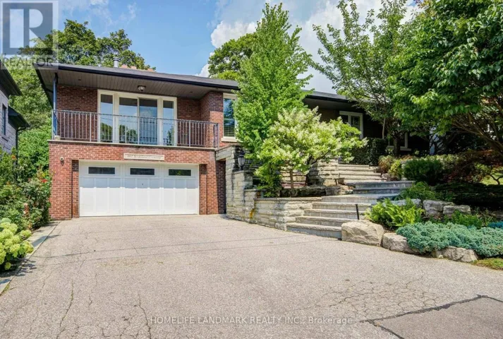 102 STRATFORD CRESCENT, Toronto (Bridle Path-Sunnybrook-York Mills), Ontario M4N1C6