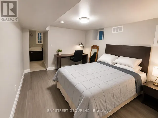 MAIN AND LOWER - 33 DALTON ROAD, Toronto (Annex), Ontario M5R2Y8