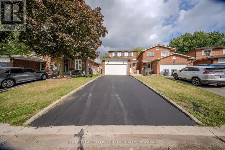 6 CRENSHAW CRESCENT W, Brampton (Heart Lake West), Ontario L6Z1W9