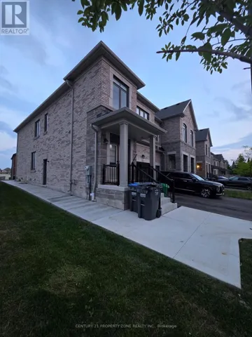 42 HAYRAKE STREET, Brampton (Snelgrove), Ontario L6Z3M4