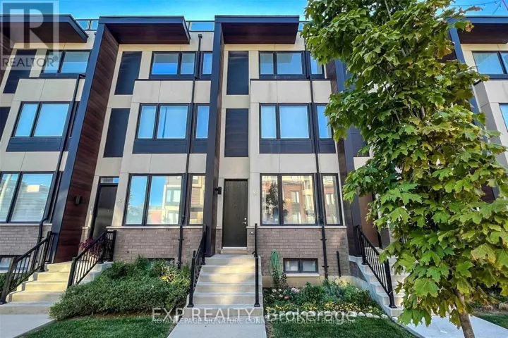 16 CAROLINE CARPENTER GROVE, Toronto (Downsview-Roding-CFB), Ontario M3K0B1