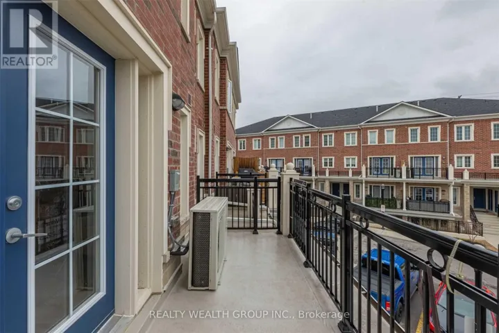 12 - 26 BRUCE STREET, Vaughan (East Woodbridge), Ontario L4L1J4