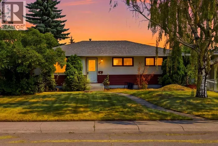 2622 42 Street SE, Calgary, Alberta T2B1G7