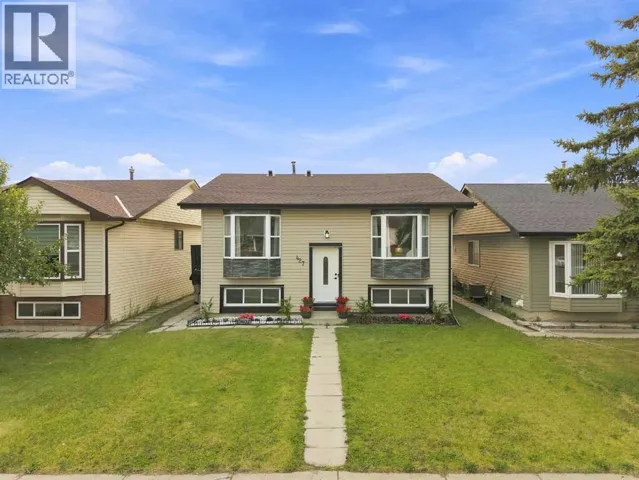 427 Falmere Road NE, Calgary, Alberta T3J2Z8
