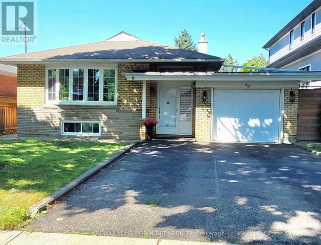 22 BALEBERRY CRESCENT, Toronto (Kingsview Village-The Westway), Ontario M9P3L2