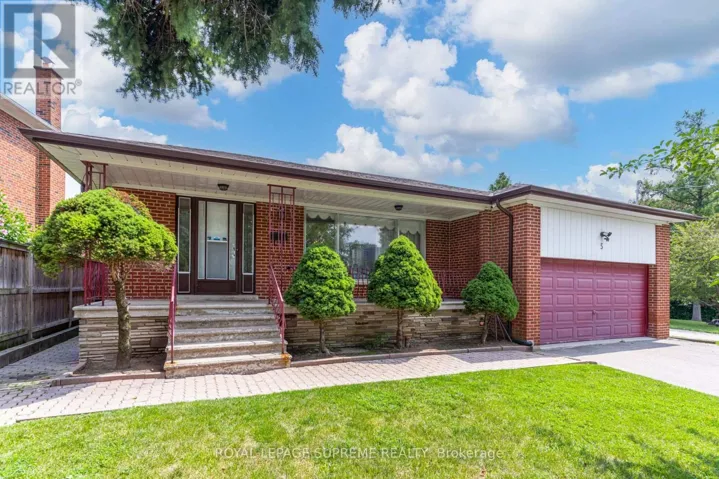 MAIN - 5 PARAMOUNT COURT, Toronto (Brookhaven-Amesbury), Ontario M6M2L3