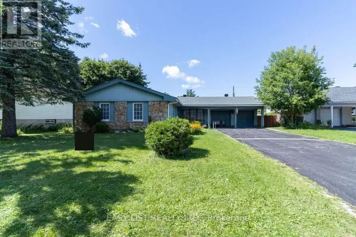 1999 GARFIELD AVENUE, Ottawa, Ontario K2C0W7