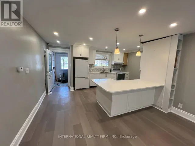 101 - 73 MURRAY DRIVE, Aurora (Aurora Highlands), Ontario L4G2C2