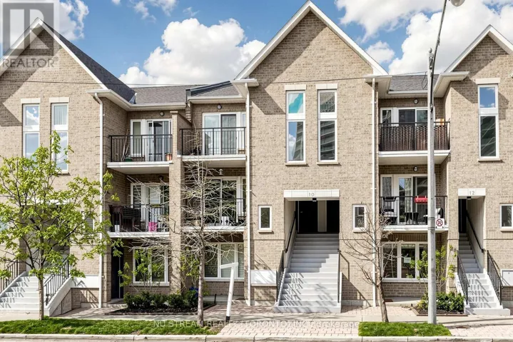 201 - 10 BRIAN PECK CRESCENT, Toronto (Leaside), Ontario M4G4K4