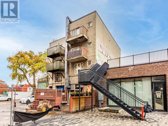 4 - 996 QUEEN STREET E, Toronto (South Riverdale), Ontario M4M1K1