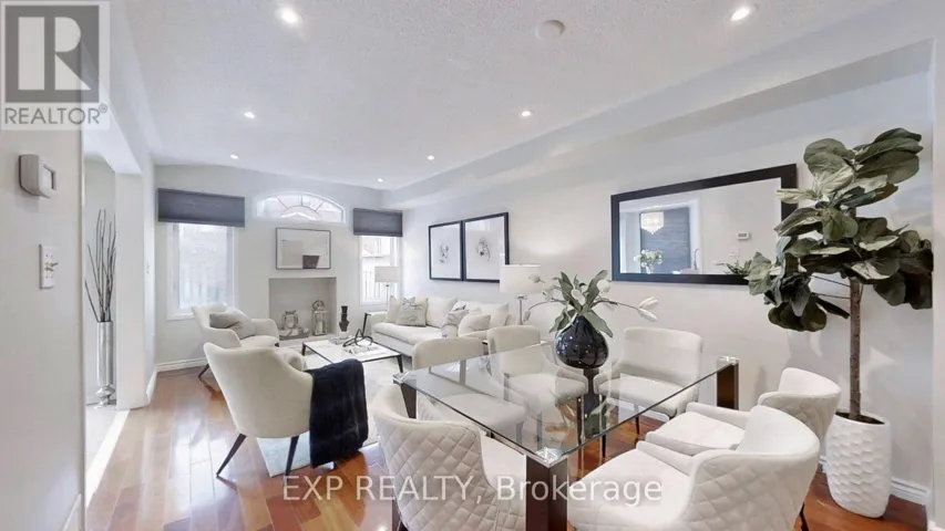 8 HACIENDA DRIVE, Richmond Hill (Oak Ridges Lake Wilcox), Ontario L4E3X1