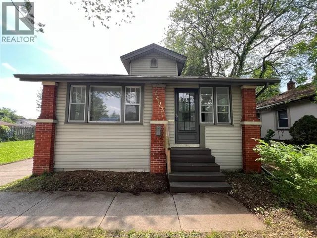 2423 PRINCESS AVENUE, Windsor, Ontario N8T1V2