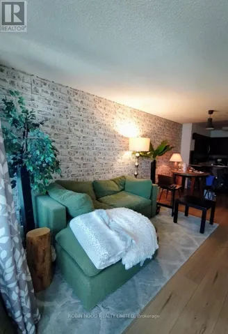 30 - 30 GRAND TRUNK CRESCENT, Toronto (Waterfront Communities), Ontario M5J3A4