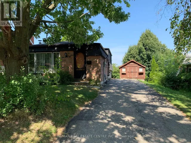 14 SANDSPRINGS CRESCENT, Kitchener, Ontario N2E2C7