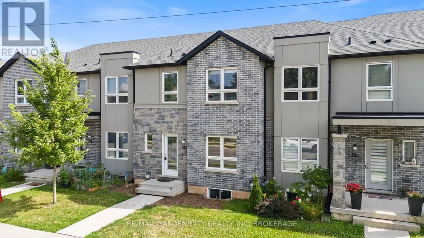8 - 182 BROADWAY LANE, Welland (Broadway), Ontario L3C5L5