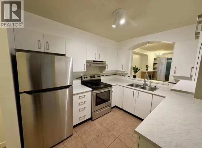 212 3600 WINDCREST DRIVE, North Vancouver, British Columbia V7G2S5