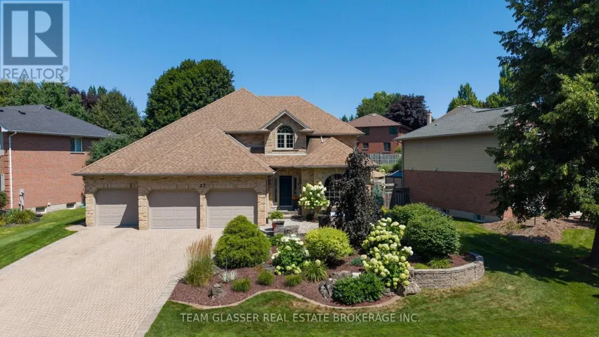 27 CHESTNUT HILL, London South (South B), Ontario N6K4J5