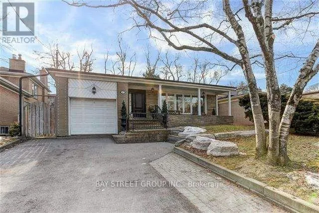 ROOM - 45 FOXWARREN DRIVE, Toronto (Bayview Village), Ontario M2K1L1