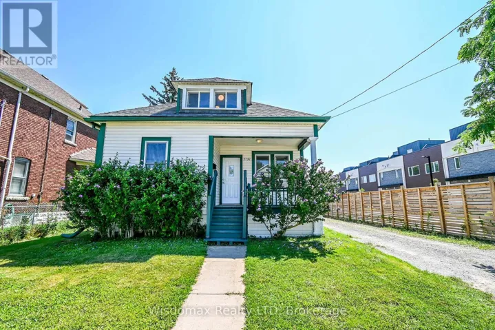5790 ROBINSON STREET, Niagara Falls (Dorchester), Ontario L2G2B2