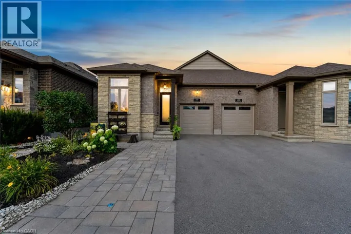 98 WOODBERRY Crescent, Elmira, Ontario N3B3L1