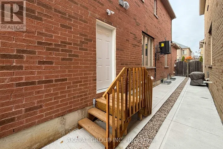 BASEMENT APT - 5463 FUDGE TERRACE, Mississauga (Churchill Meadows), Ontario L5M0N1