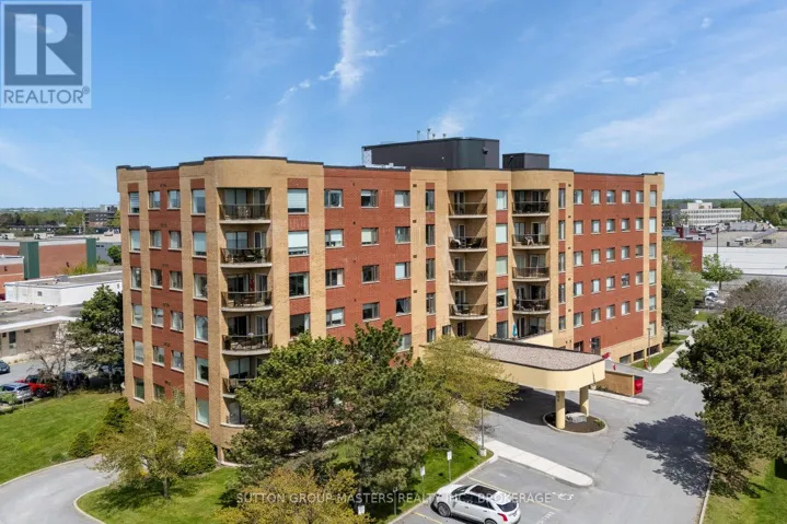 204 - 130 WRIGHT CRESCENT, Kingston (Central City East), Ontario K7L5R1