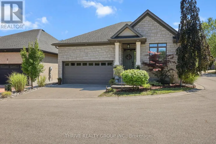 5 - 696 COMMISSIONERS ROAD, London South (South M), Ontario N6K1B9