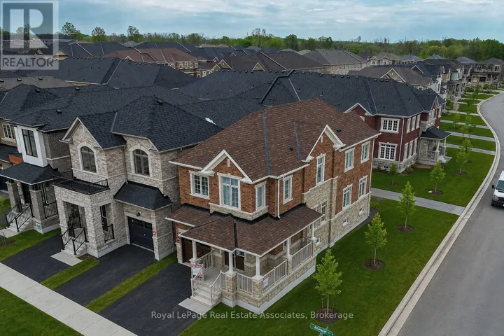34 ATTWATER DRIVE E, Cambridge, Ontario N1T0G6