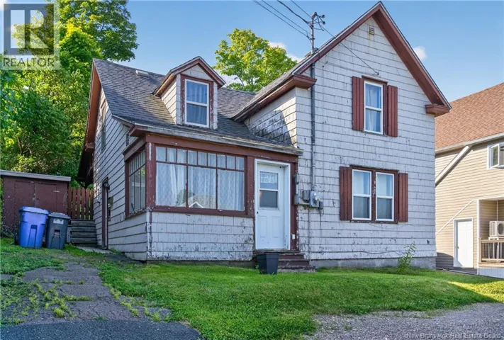 4 Windsor Street, Campbellton, New Brunswick E3N1G5