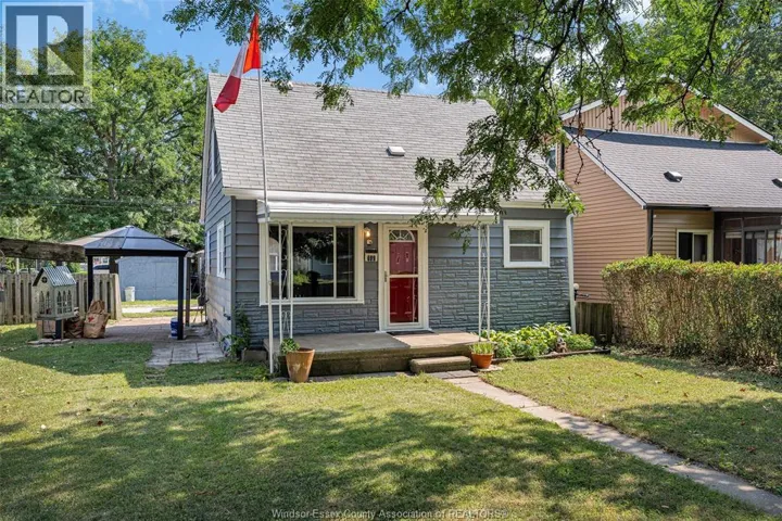 699 CAPITOL, Windsor, Ontario N8X3E9