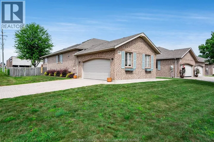 97 Theresa TRAIL, Leamington, Ontario N8H5M8