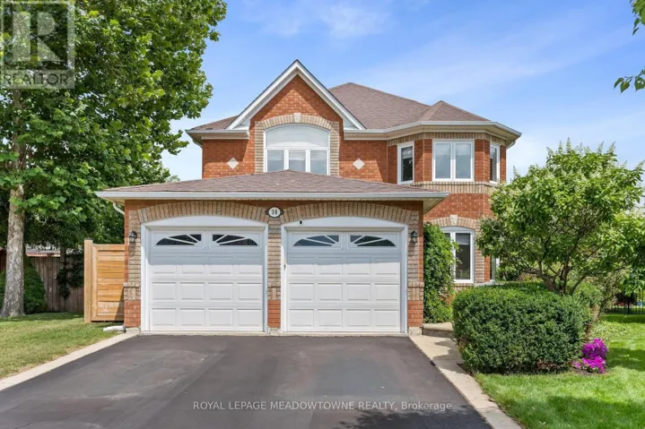 38 CHESTER CRESCENT, Halton Hills (Georgetown), Ontario L7G5W5