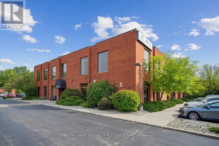 102 - 2321 FAIRVIEW STREET, Burlington (Freeman), Ontario L7R2E3