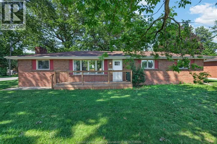 520 FRONT ROAD, LaSalle, Ontario N9J1A6