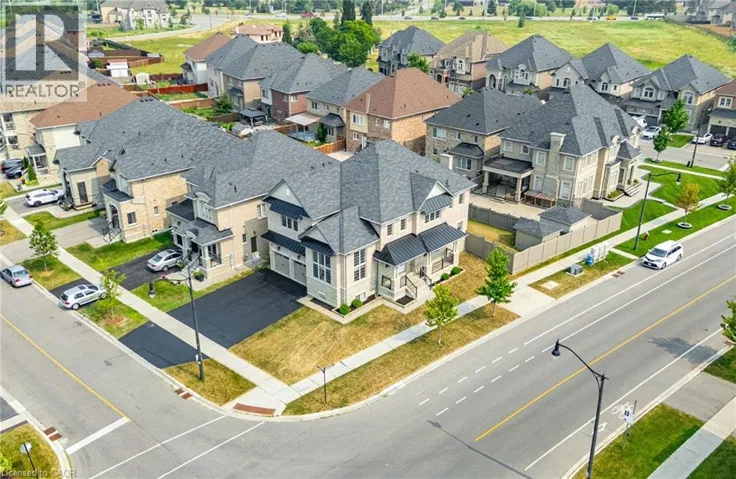 23 MARTIN BYRNE Drive, Brampton, Ontario L6P4G2