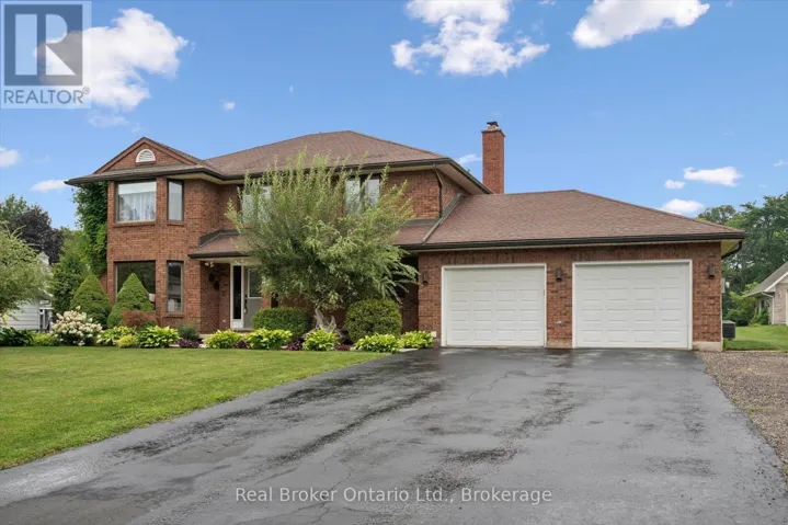 32 SUNSET DRIVE, Woolwich, Ontario N0B2V0