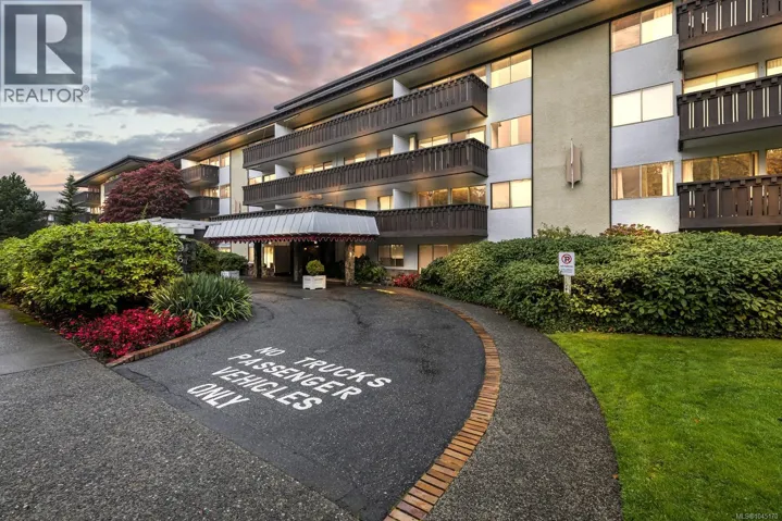 418 964 Heywood St, Victoria, British Columbia V8V2Y5