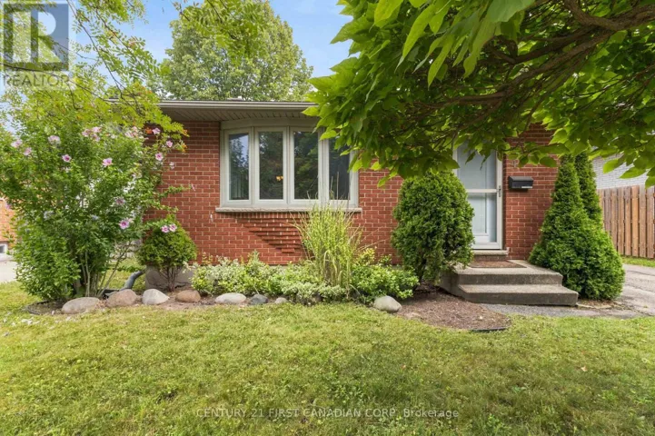436 FERNDALE AVENUE, London South (South P), Ontario N6C2Z1