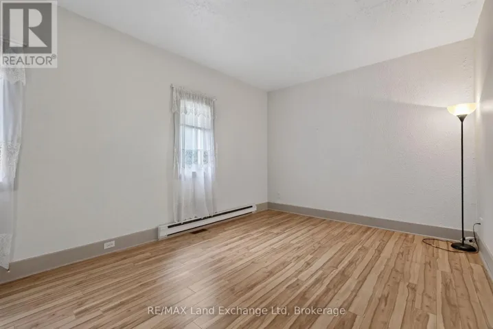 780
