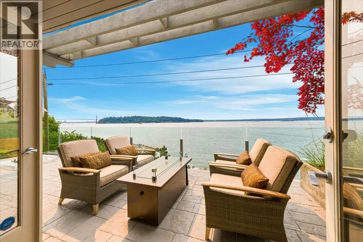 1952 BELLEVUE AVENUE, West Vancouver, British Columbia V7V1B5