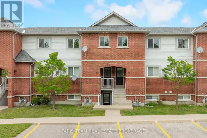76 - 243 FERNDALE DRIVE S, Barrie (Ardagh), Ontario L4N0T6