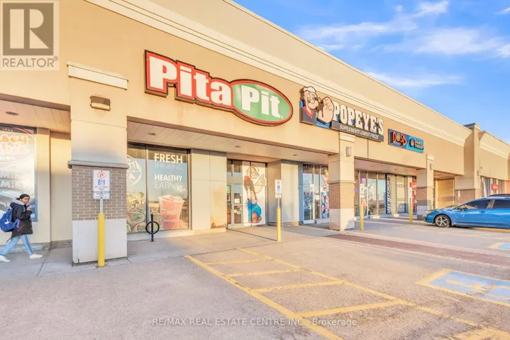589 FAIRWAY ROAD S, Kitchener, Ontario N2C1X4