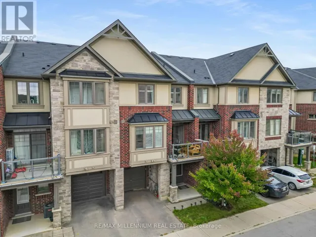 18 WHALEY LANE, Hamilton (Meadowlands), Ontario L9G0G7