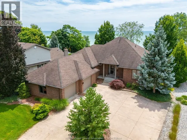 501 LAKE DRIVE, Kingsville, Ontario N9Y3S6