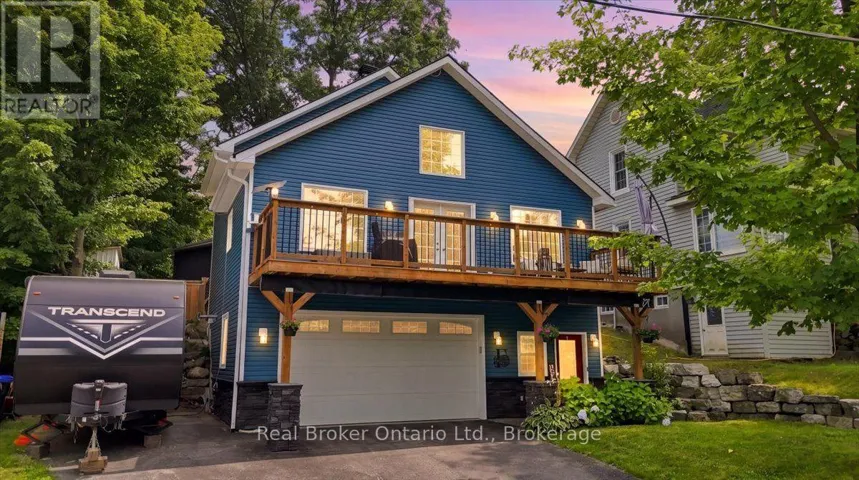 1A CLARENCE AVENUE, Penetanguishene, Ontario L9M1A9