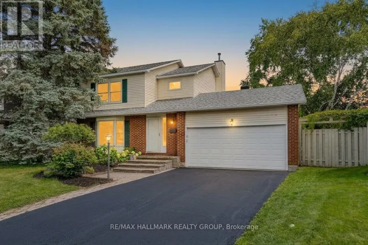 34 STARLING CRESCENT, Ottawa, Ontario K2J2L9